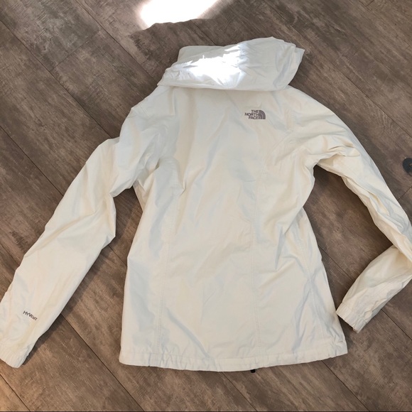 North face wind sheeter in size XS, white - Picture 6 of 6